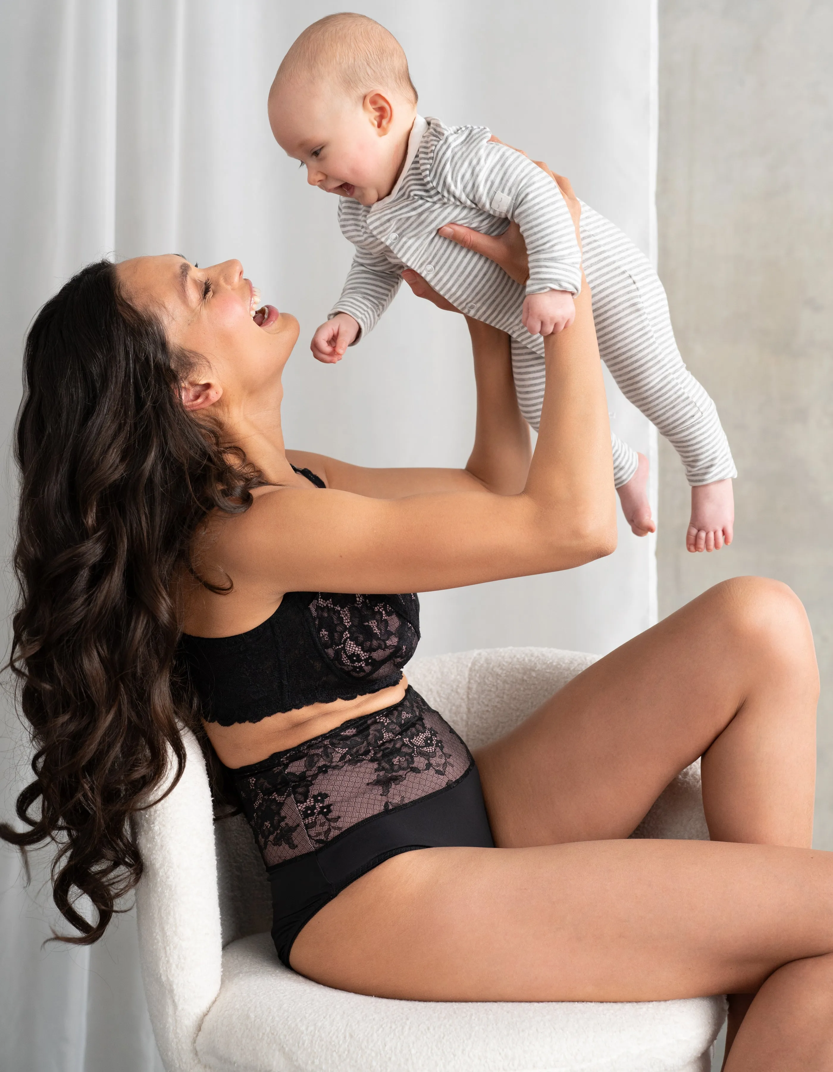 High-Waisted Post-Maternity Lace Brief